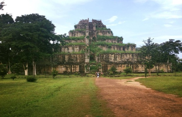 Amazing Koh Ker temple