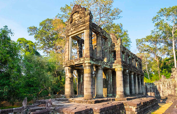 Angkor Wat Grand Tour