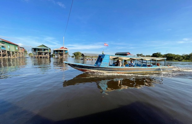 Boat riding at Kampong Phluk village