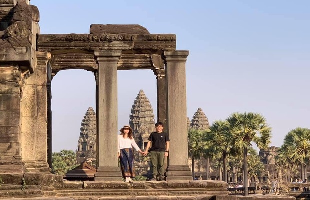 Couple style at Angkor Wat temple